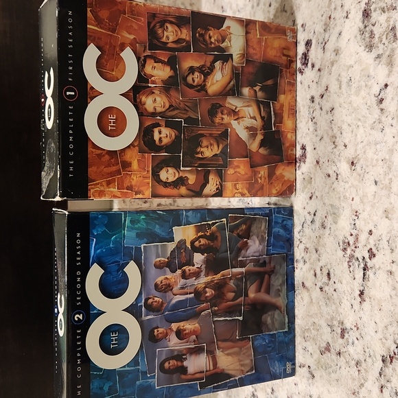The OC Season 1 & 2 DVD Set - Picture 1 of 8